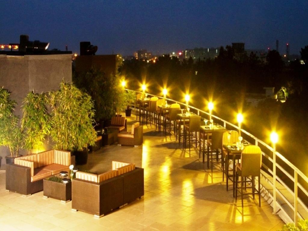 Svenska Design Hotel, Electronic City, Bangalore Kammasandra Exterior foto